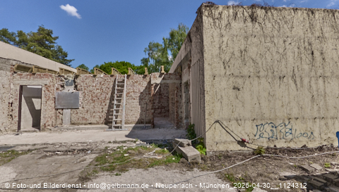 30.04.2025 - Abrissbaustelle Kindergarten an der Heinrich-Wieland-Strasse in Neuperlach