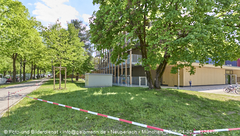 30.04.2025 - Abrissbaustelle Kindergarten an der Heinrich-Wieland-Strasse in Neuperlach
