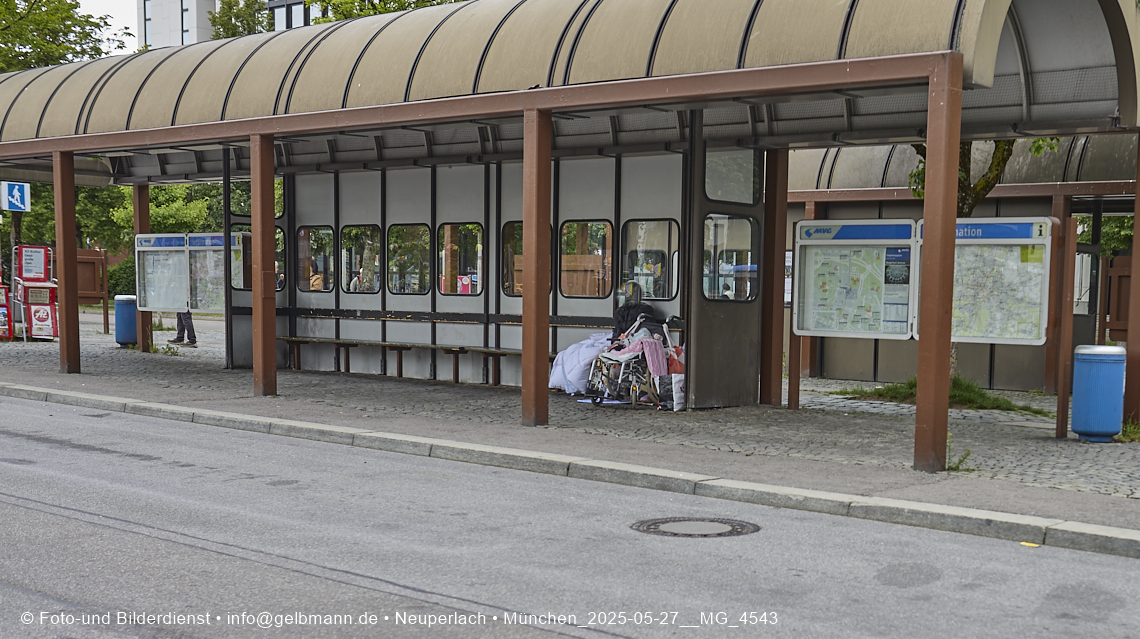 27.05.2025 - Bauarbeiten an den Freiflächen vom Perlach Plaza 