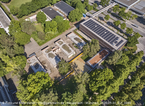 30.05.2025 - Abrissbaustelle Kindergarten an der Heinrich-Wieland-Strasse in Neuperlach