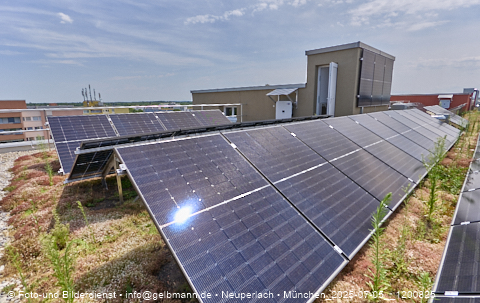 05.07.2025 - Dachbegehung mit der Münchner Wohnen am Karl-Marx-Ring 11-21 in Neuperlach
