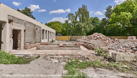 11.07.2025 - Abrissbaustelle Kindergarten an der Heinrich-Wieland-Strasse in Neuperlach