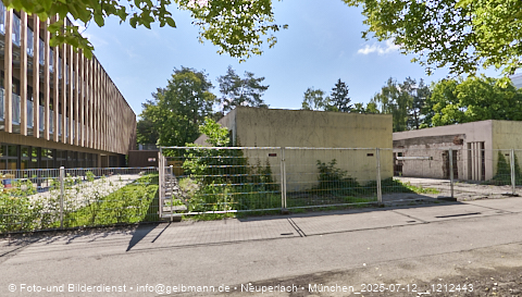 12.07.2025 - Abrissbaustelle Kindergarten an der Heinrich-Wieland-Strasse in Neuperlach