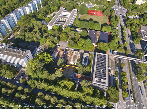 14.07.2025 - Abrissarbeiten des alten Kindergartens an der Heinrich-Wieland-Straße 3 in Neuperlach