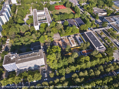 14.07.2025 - Abrissarbeiten des alten Kindergartens an der Heinrich-Wieland-Straße 3 in Neuperlach