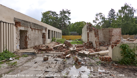 17.07.2025 - Abrissbaustelle Kindergarten an der Heinrich-Wieland-Strasse in Neuperlach