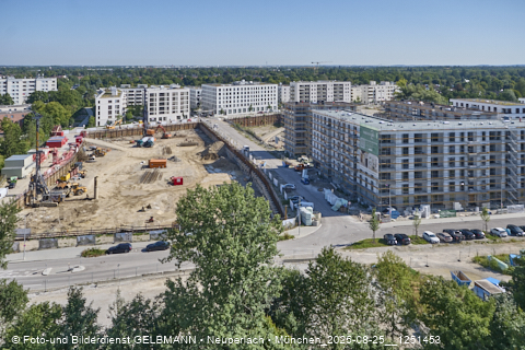 25.08.2025 - DEMOS-Baustelle und BayernHeim-Baustelle Alexiqauartier in Neuperlach