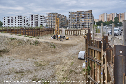 27.08.2025 - DEMOS-Baustelle und BayernHeim-Baustelle Alexiqauartier in Neuperlach