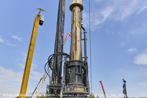 28.08.2025 - DEMOS-Baustelle und BayernHeim-Baustelle Alexiqauartier und BayernHeim in Neuperlach