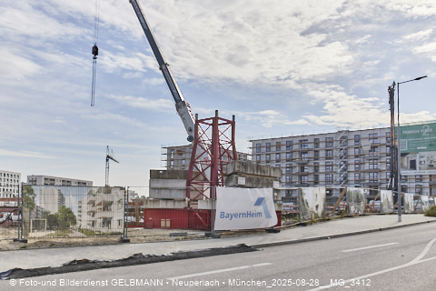 28.08.2025 - DEMOS-Baustelle und BayernHeim-Baustelle Alexiqauartier und BayernHeim in Neuperlach