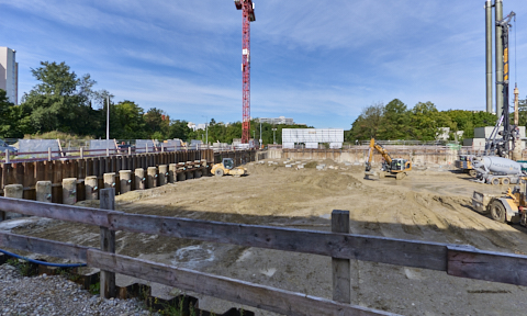 03.09.2025 - DEMOS-Baustelle und BayernHeim-Baustelle Alexiqauartier und BayernHeim in Neuperlach