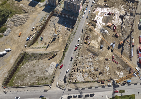 03.09.2025 - Luftbilder der DEMOS-Baustelle und BayernHeim-Baustelle Alexiqauartier und BayernHeim in Neuperlach
