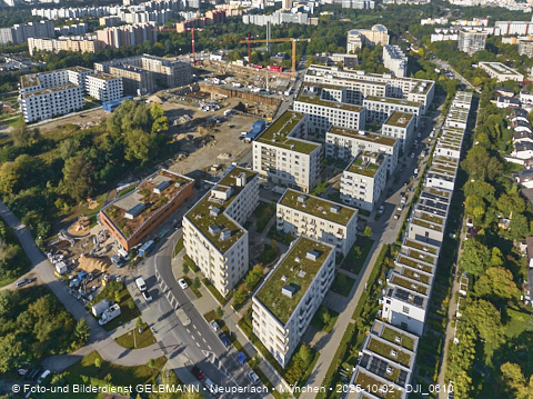 02.10.2025 - Baustelle BayernHeim und DEMOS im Alexisquartier
