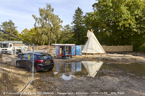 11.10.2025 - Indianerzelte für den Kinderspielplatz des neuen Haus für Kinder in Neuperlach