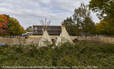 11.10.2025 - Indianerzelte für den Kinderspielplatz des neuen Haus für Kinder in Neuperlach