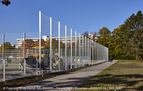14.10.2025 - Baustelle zur Grundschule am Karl-Marx-Ring in Neuperlach