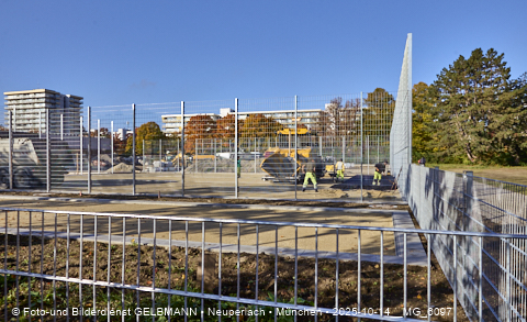 14.10.2025 - Baustelle zur Grundschule am Karl-Marx-Ring in Neuperlach
