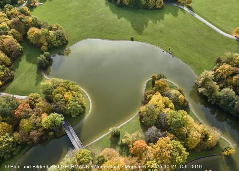 21.10.2025 - der Ostpark mit See und Biergarten im Herbst 2025