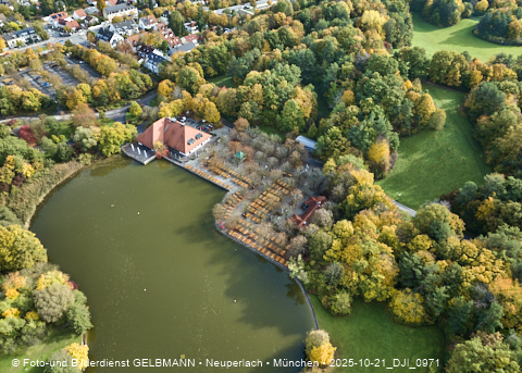 21.10.2025 - der Ostpark mit See und Biergarten im Herbst 2025