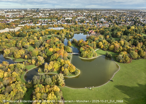 21.10.2025 - der Ostpark mit See und Biergarten im Herbst 2025