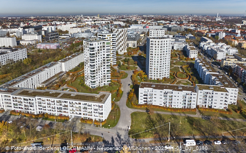 05.11.2025 - Siemenswerke in Obersendling mit Neubau einer Hochhaussiedlung