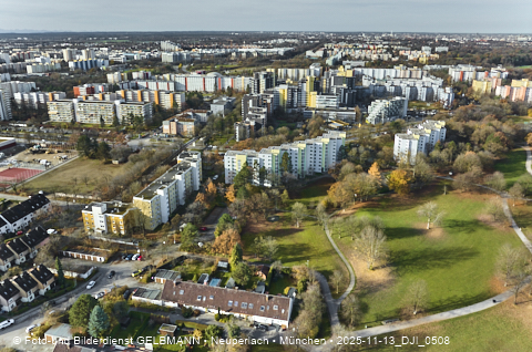 Marx-Zentrum und Karl-Marx-Ring 52-62 und Umgebung