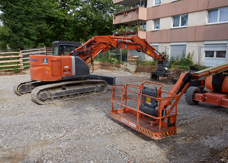 14.08.2019 - Die Aufstockungsarbeiten am OMGR beginnen