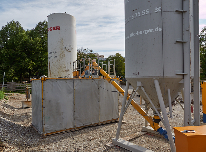 14.08.2019 - Die Aufstockungsarbeiten am OMGR beginnen