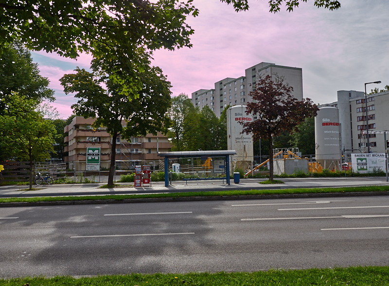 14.08.2019 - Die Aufstockungsarbeiten am OMGR beginnen