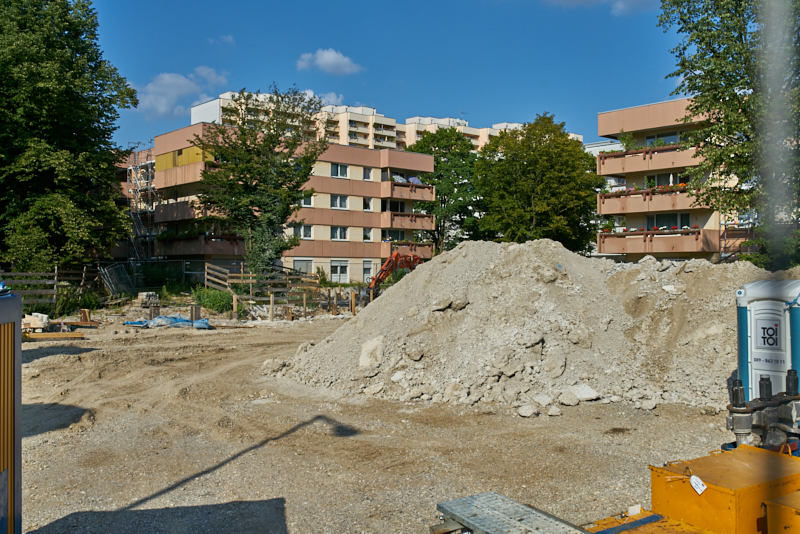 30.08.2019 - Die Spundwände sind vorerst gebohrt