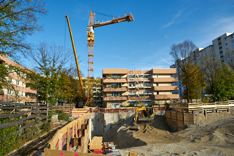 23.10.2019 - Ein Kran für den Oskar-Maria-Graf-Ring