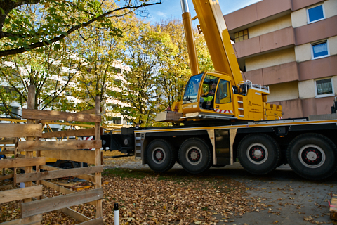 23.10.2019 - Ein Kran für den Oskar-Maria-Graf-Ring