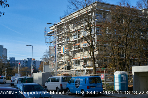 13.11.2020 - Aufstockungsbaustelle Oskar-Maria-Graf-Ring in Neuperlach
