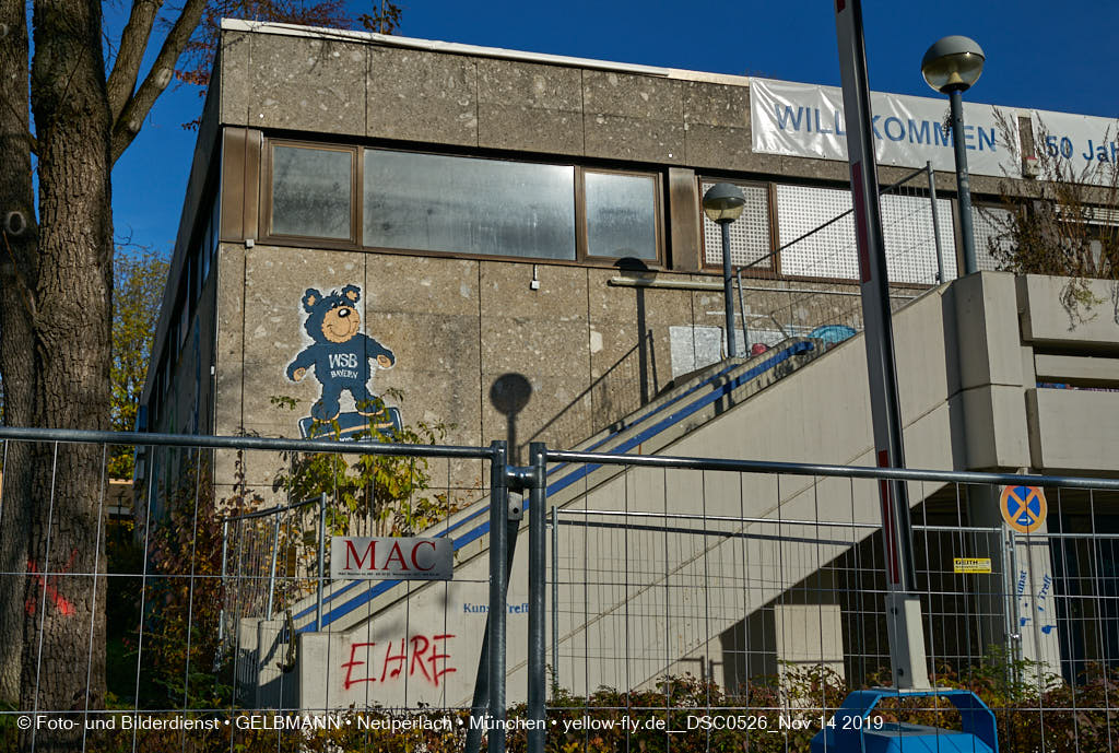 14.11.2019 - Das Quiddezentrum kurz vor dem Abriss in Neuperlach
