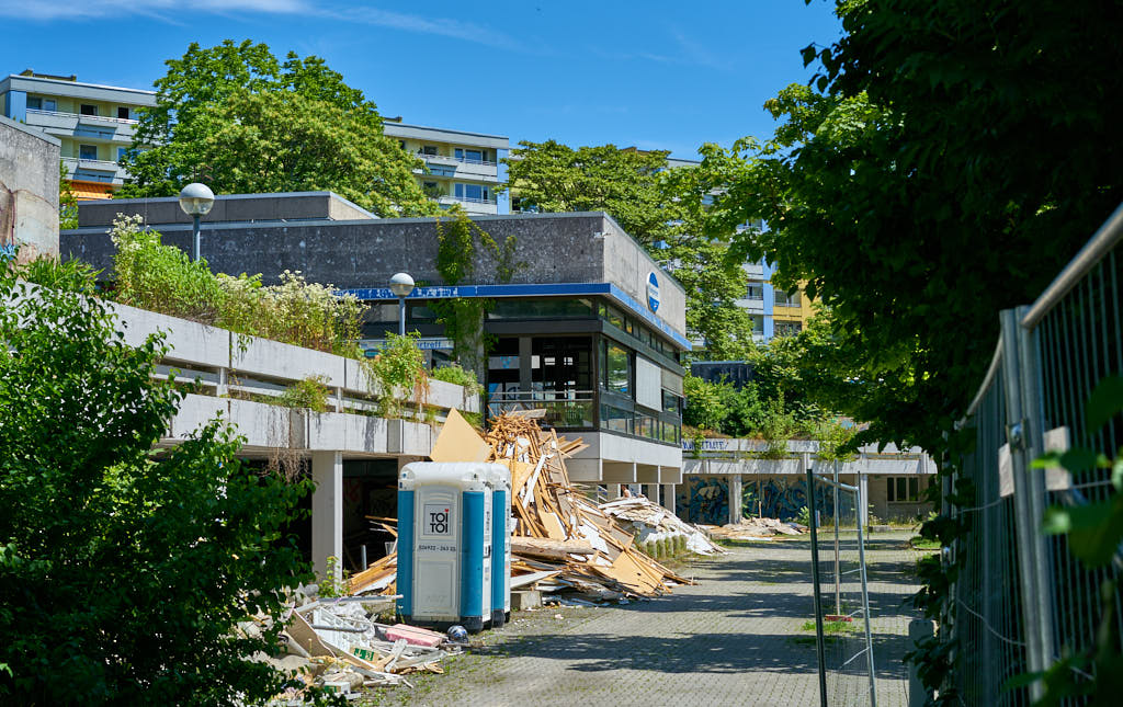 06.07.2021 - Entkernung im Quiddezentrum in Neuperlach
