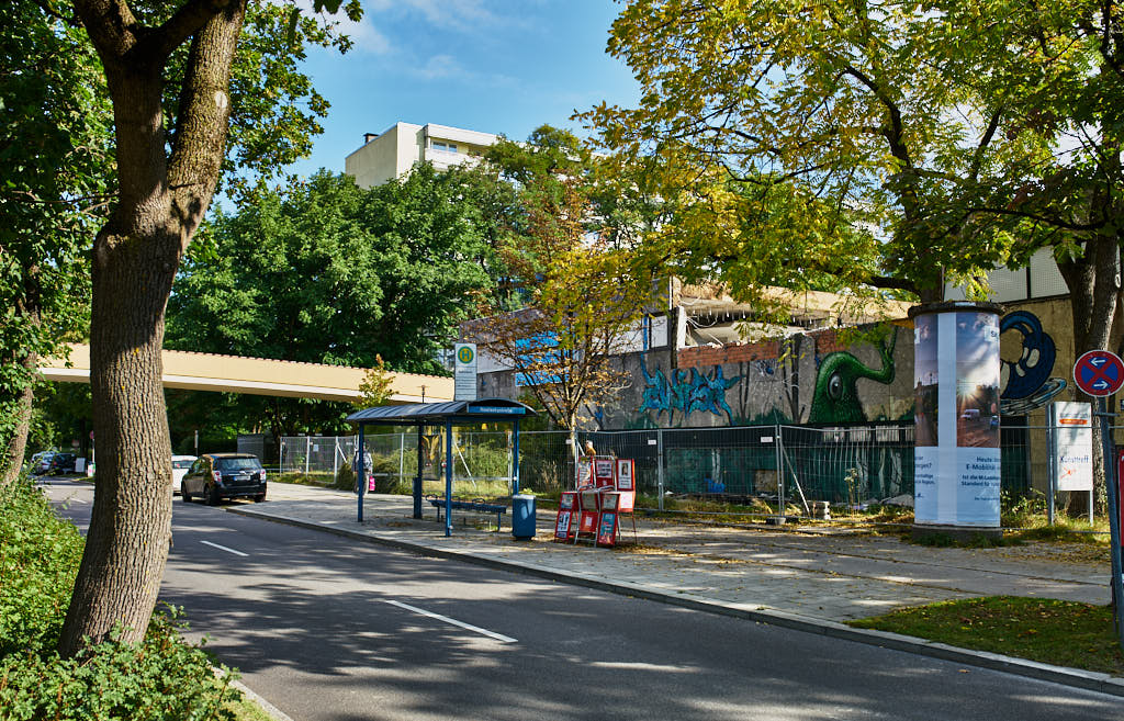 24.09.2021 - Abrissbegin des Quiddezentrums in Neuperlach