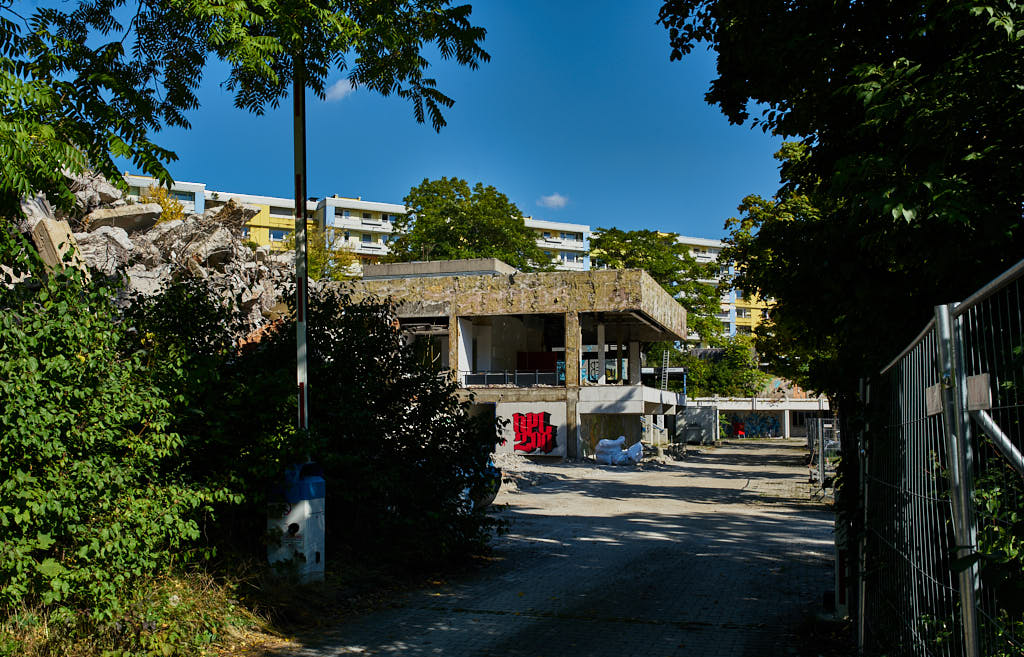 24.09.2021 - Abrissbegin des Quiddezentrums in Neuperlach