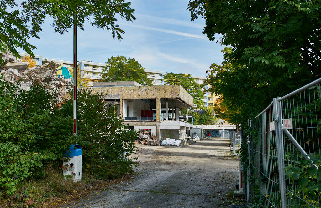28.09.2021 - Abrissbegin des Quiddezentrums in Neuperlach