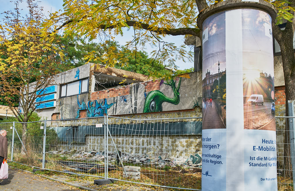 28.09.2021 - Abrissbegin des Quiddezentrums in Neuperlach