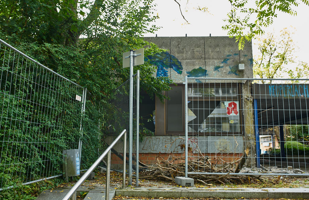 29.09.2021 - Abrissbegin des Quiddezentrums in Neuperlach