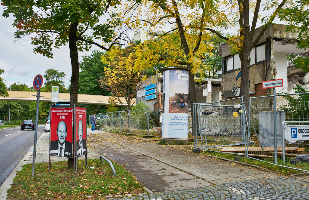 29.09.2021 - Abrissbegin des Quiddezentrums in Neuperlach
