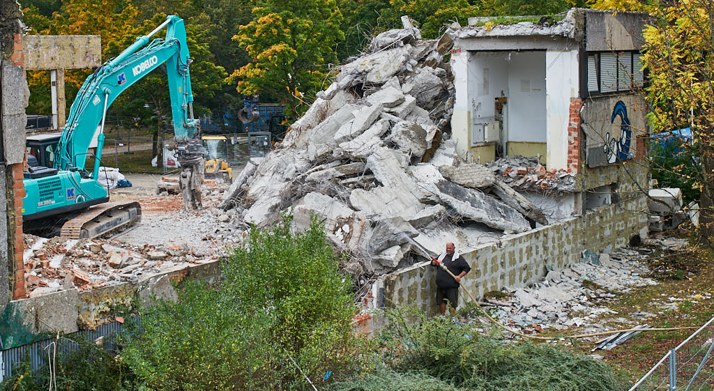29.09.2021 - Abrissbegin des Quiddezentrums in Neuperlach