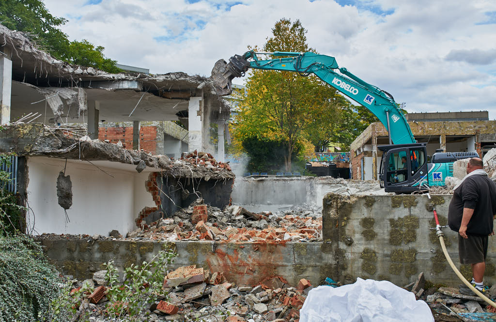 29.09.2021 - Abrissbegin des Quiddezentrums in Neuperlach