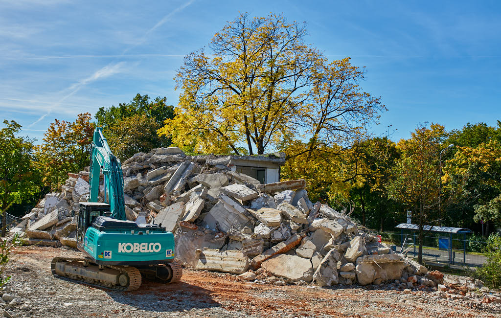 01.10.2021 - Abrissbegin des Quiddezentrums in Neuperlach