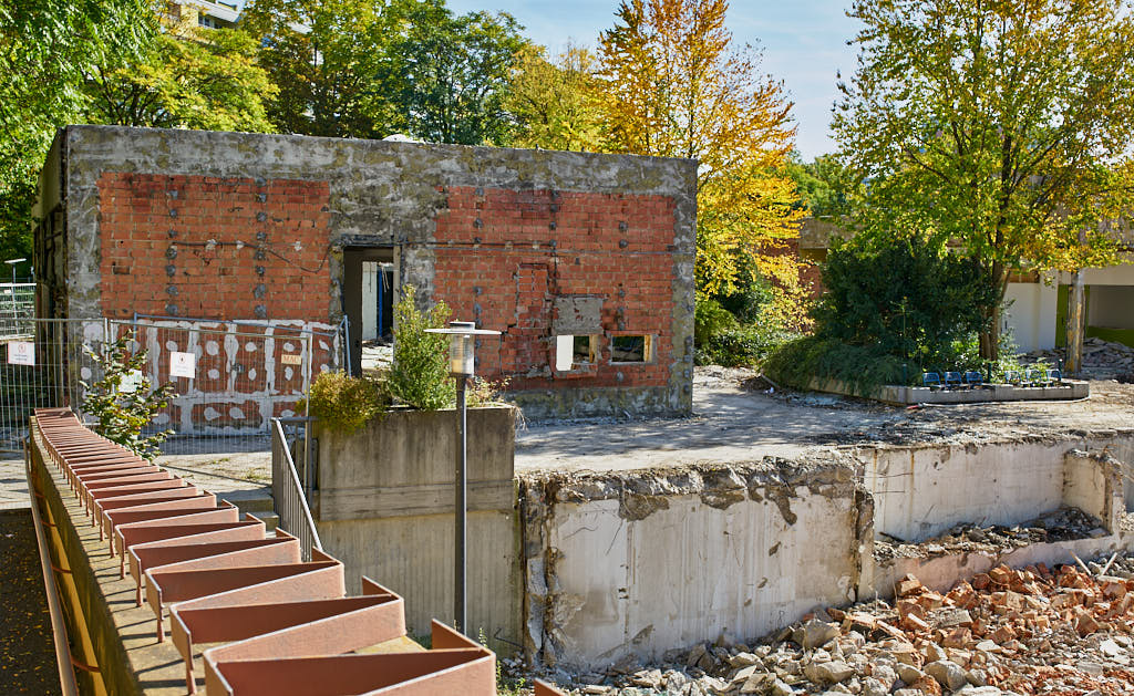 01.10.2021 - Abrissbegin des Quiddezentrums in Neuperlach