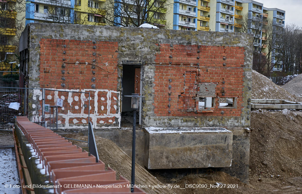 27.08.2021 - Abrissbaustelle Quiddezentrum in Neuperlach