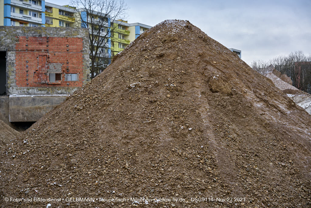 27.08.2021 - Abrissbaustelle Quiddezentrum in Neuperlach