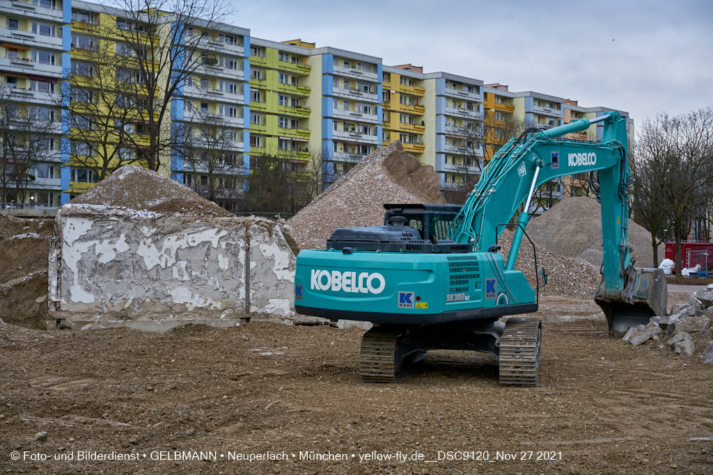 27.08.2021 - Abrissbaustelle Quiddezentrum in Neuperlach