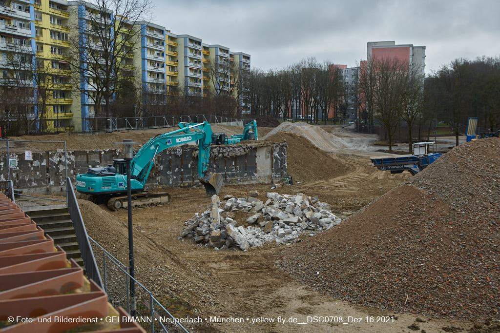 16.12.2021 - Abrissbaustelle Quiddezentrum